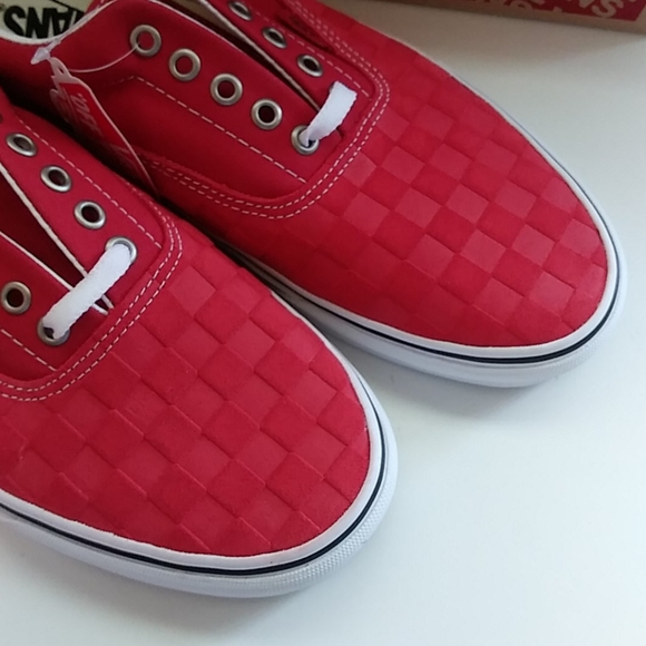 VANS Debossed Checkerboard Red Era Men's Sneakers - Picture 6 of 11